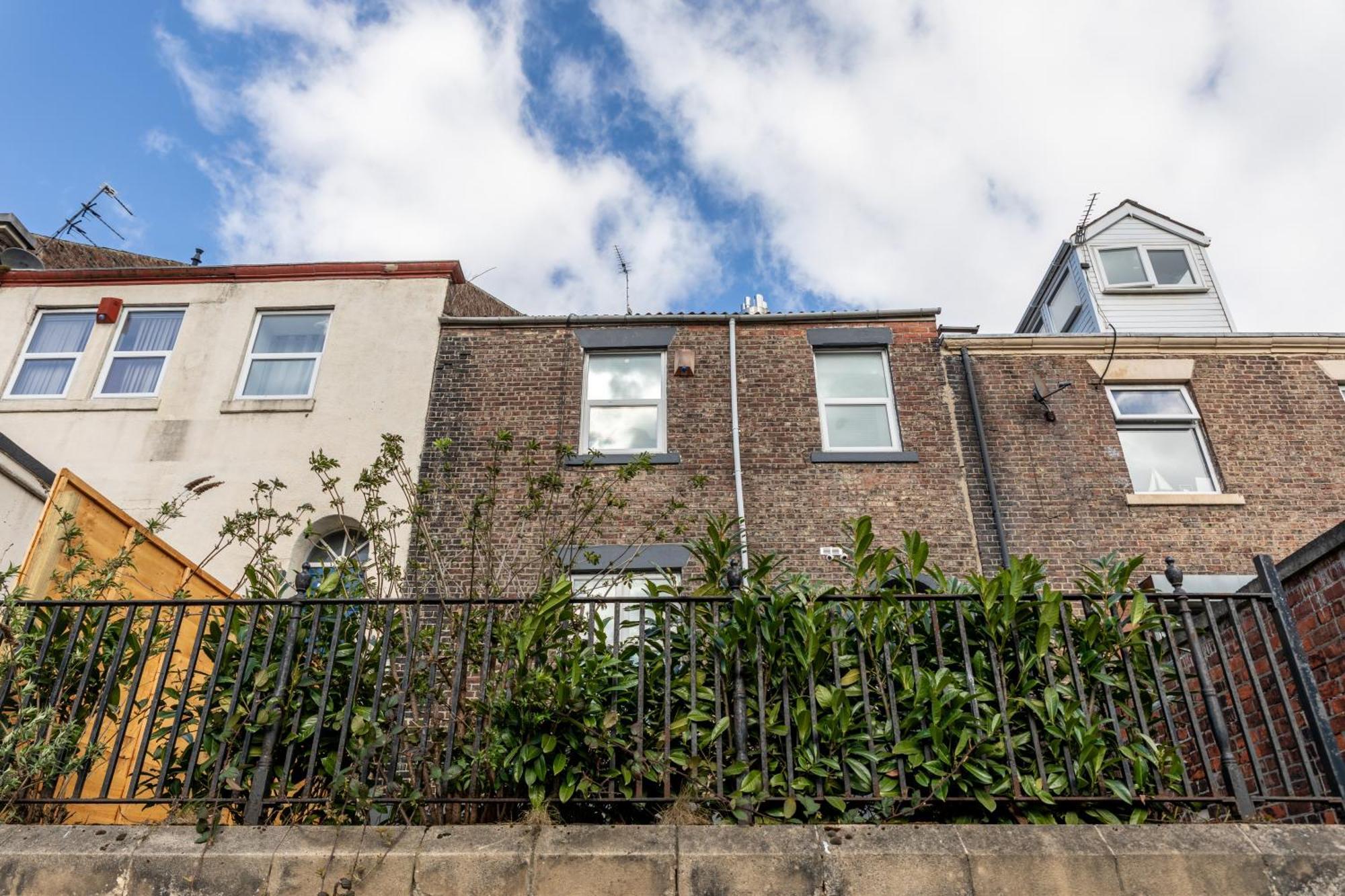 Newcastle City Centre Super Spacious Town House Free Parking And Wi-Fi Exterior foto
